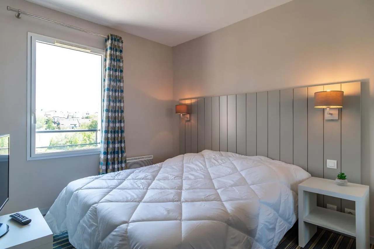 Apartment Les Thermes 521 - Appt Proche Plage Avec Piscine Partagee Concarneau