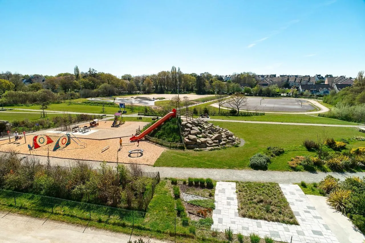 Apartment Les Thermes 521 - Appt Proche Plage Avec Piscine Partagee Concarneau France
